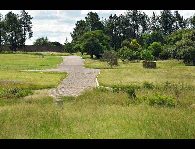 LAND FOR SALE IN KYALAMI AH